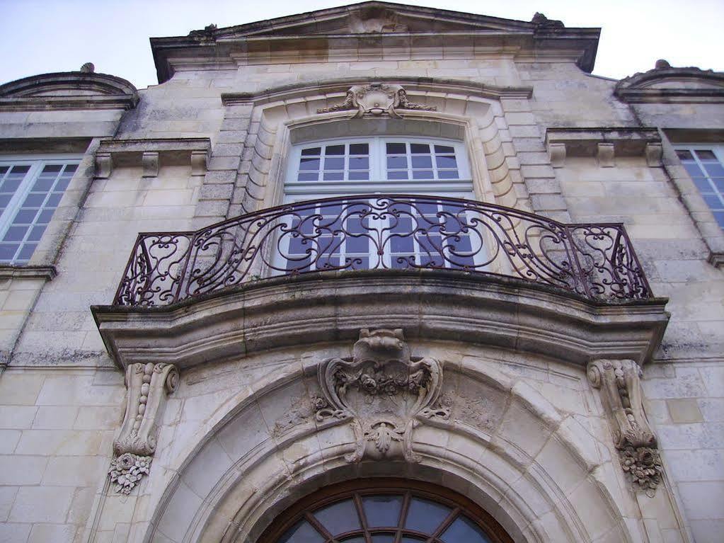 Abbaye Royale Saint-Jean-d'Angely Exterior photo